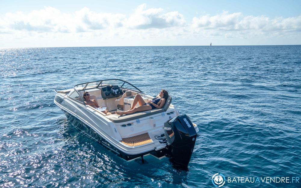 Bayliner VR6 photo de présentation