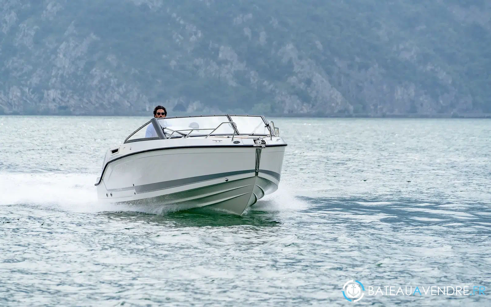 slider 0 Quicksilver Activ 675 Cruiser