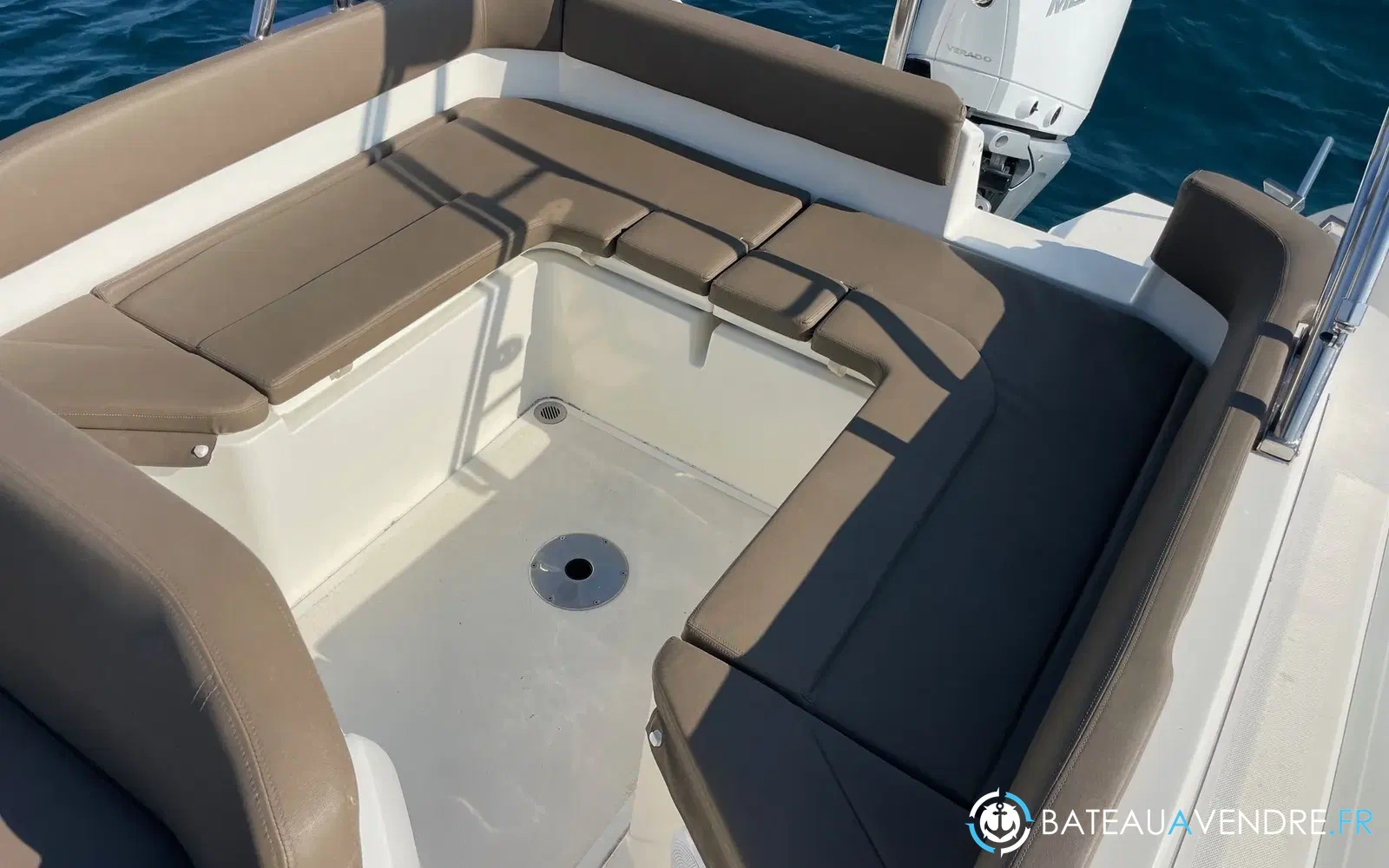 slider 9 Joker Boat Clubman 24