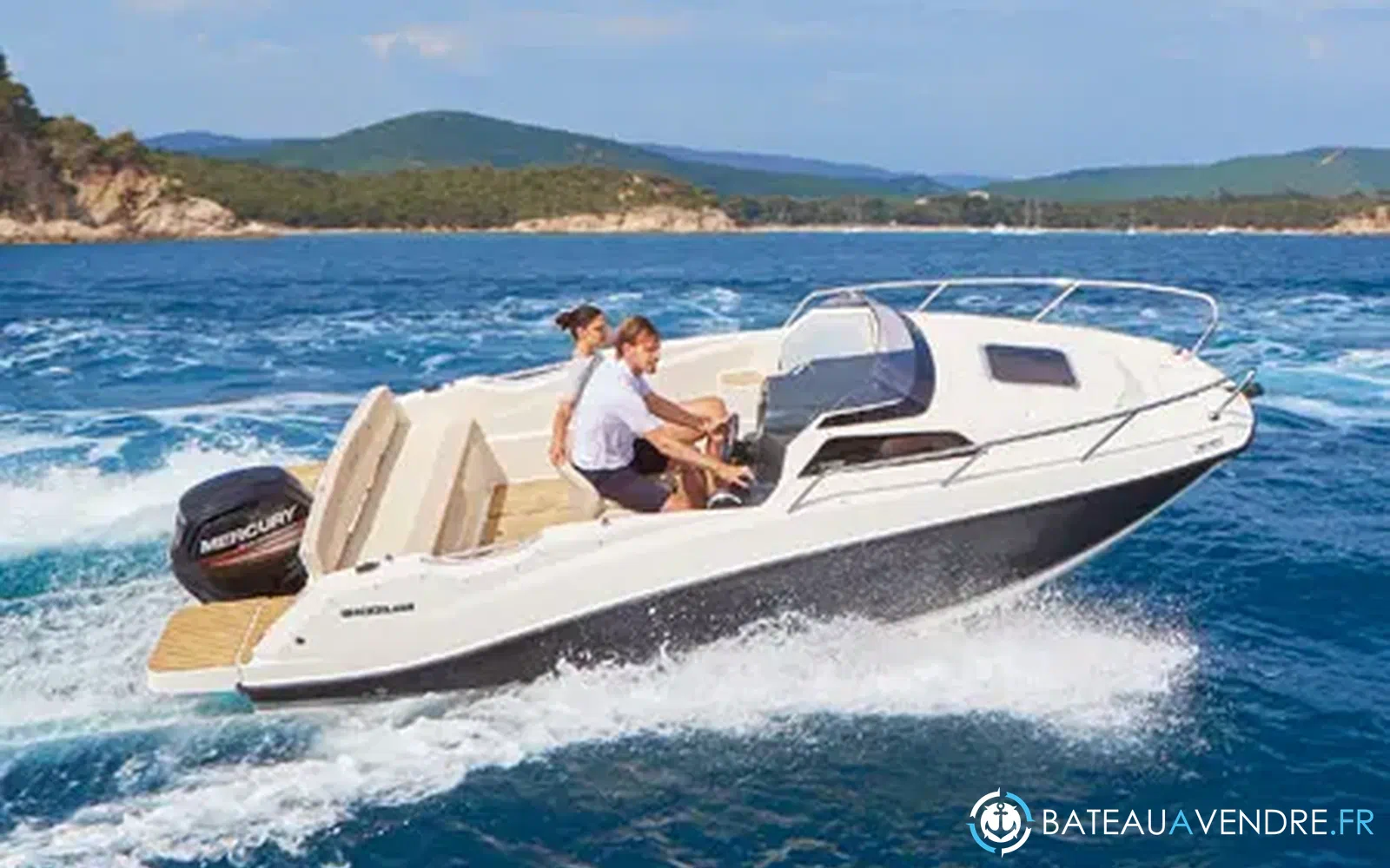 slider 0 Quicksilver Activ 555 Cabin