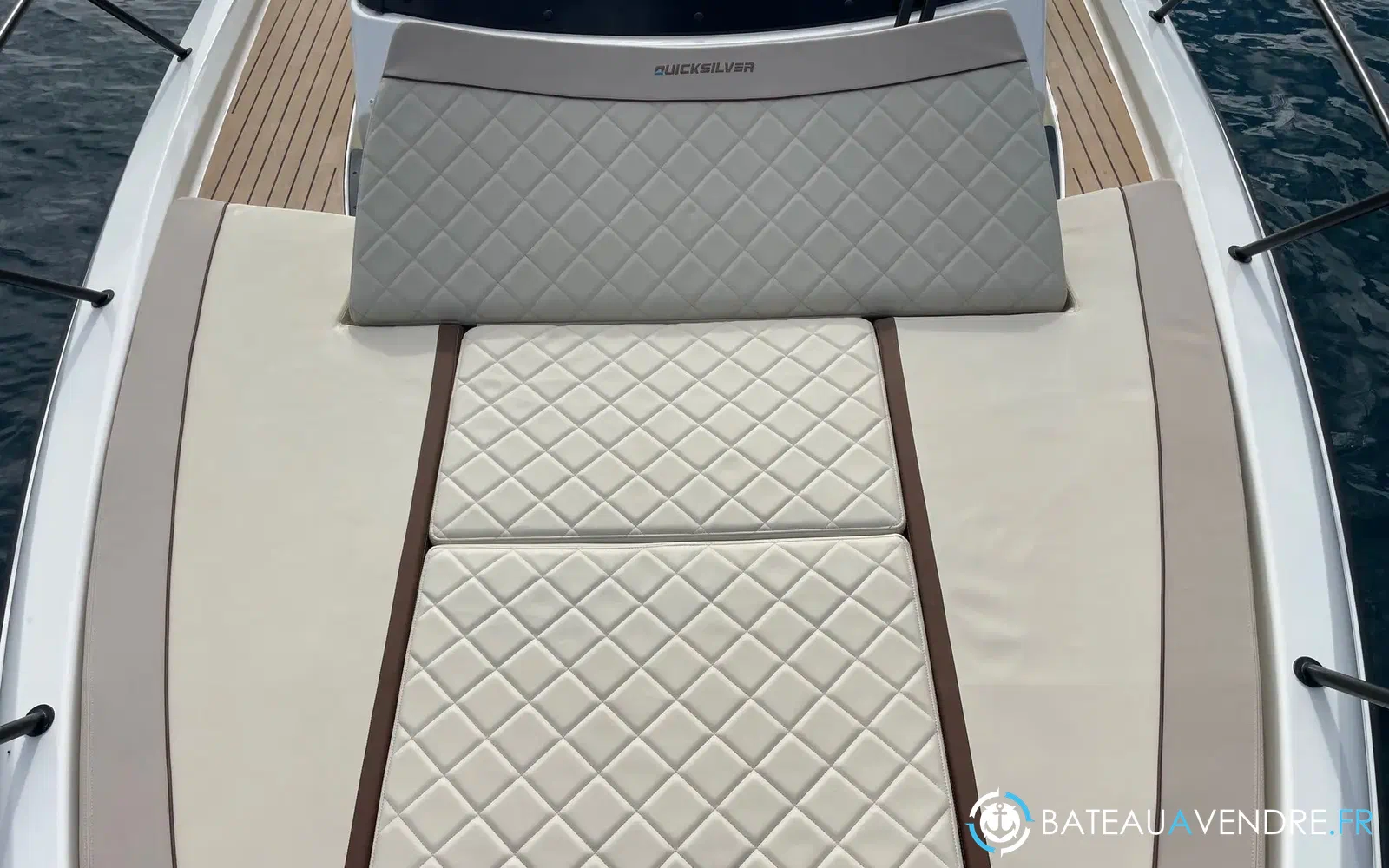 slider 9 Quicksilver Activ 875 Sundeck