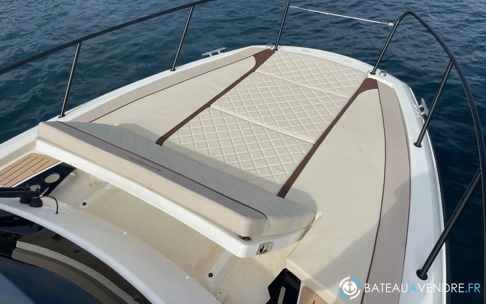 slider 7 Quicksilver Activ 875 Sundeck
