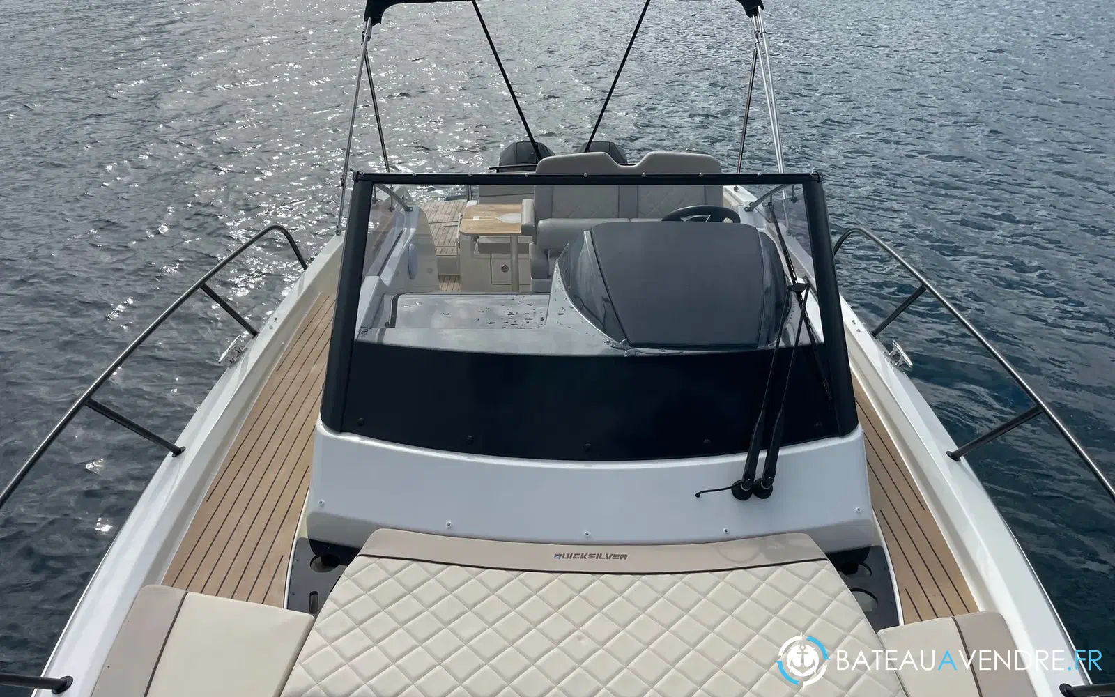 slider 8 Quicksilver Activ 875 Sundeck