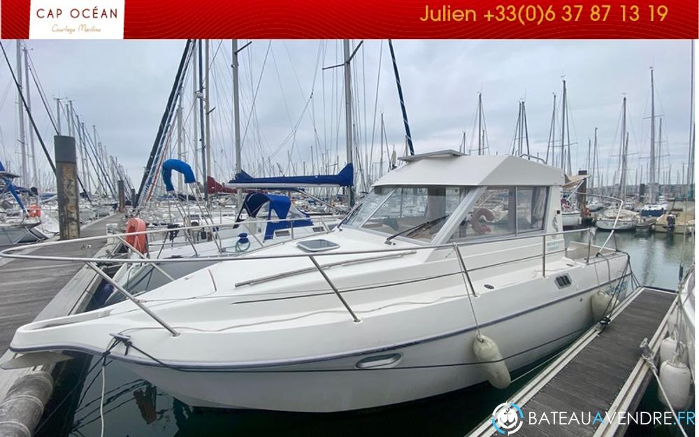 Beneteau Antares 805 photo 2