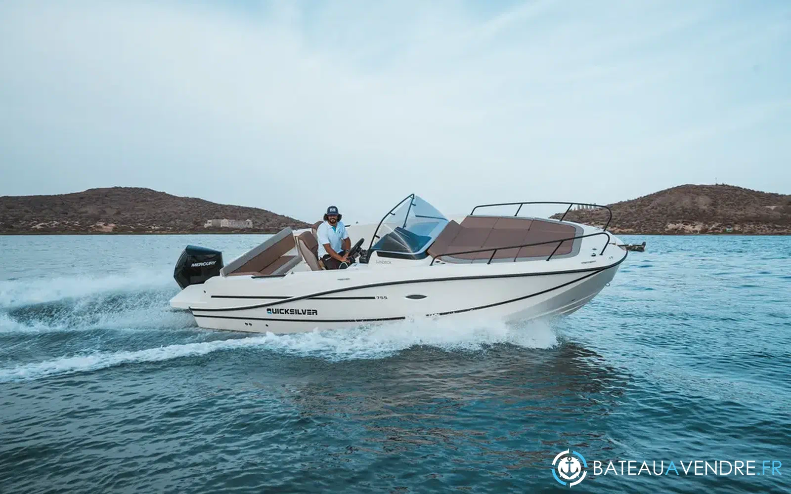 slider 3 Quicksilver Activ 755 Sundeck
