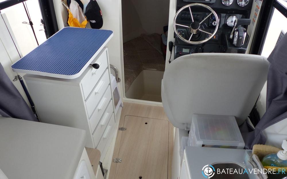 Quicksilver Activ 805 Pilothouse cuisine / salle de bain photo 4