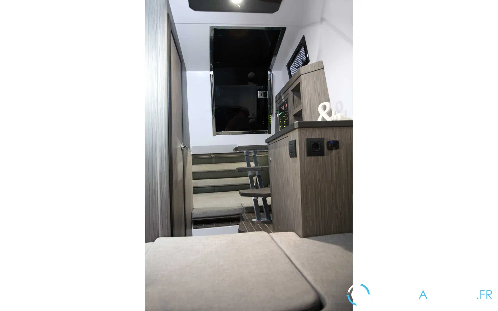 slider 3 Ranieri Cayman 35.0 Executive