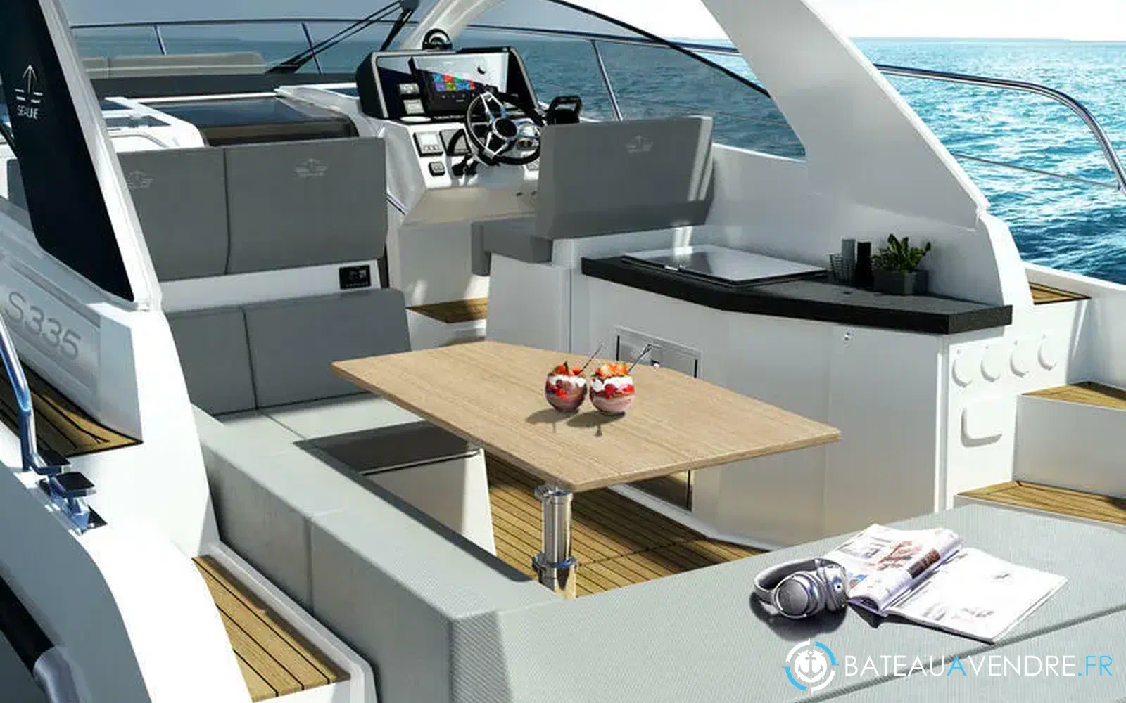 slider 19 Sealine S335