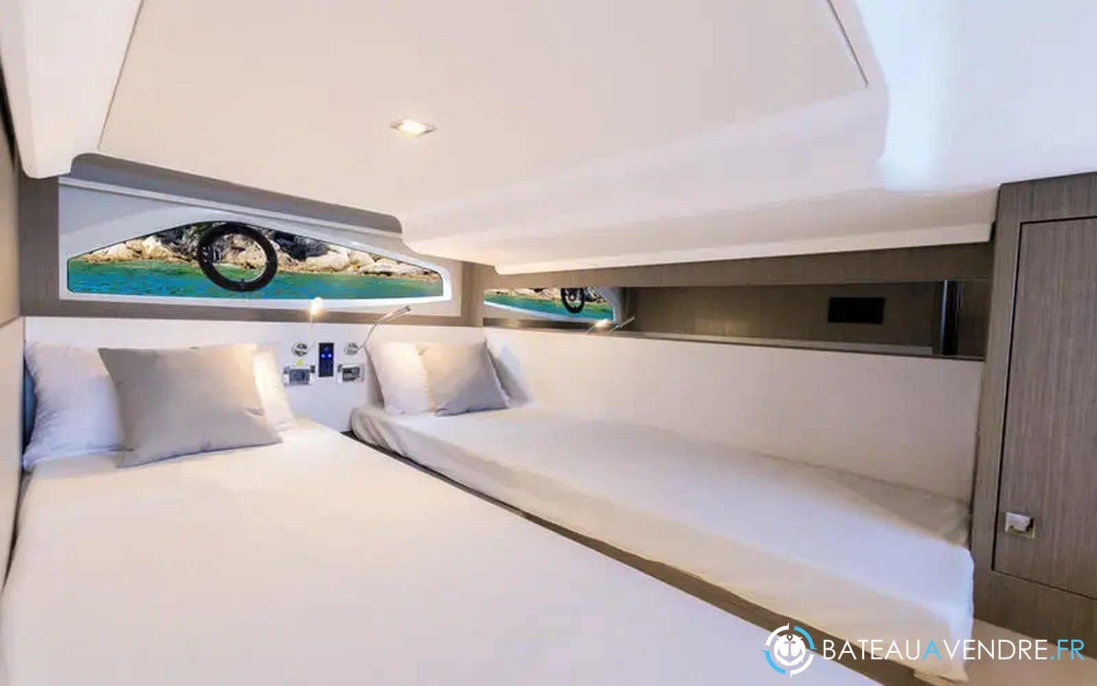 slider 11 Sealine S 390