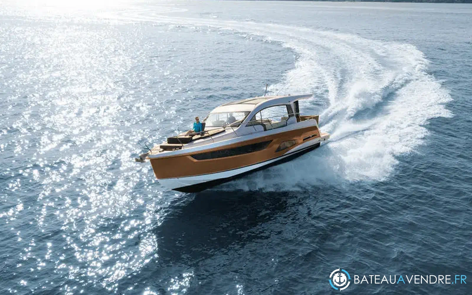 slider 3 Sealine C390