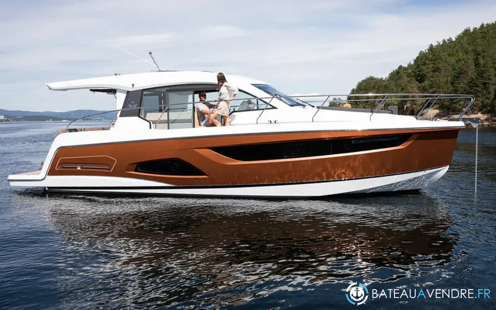 slider 7 Sealine C390