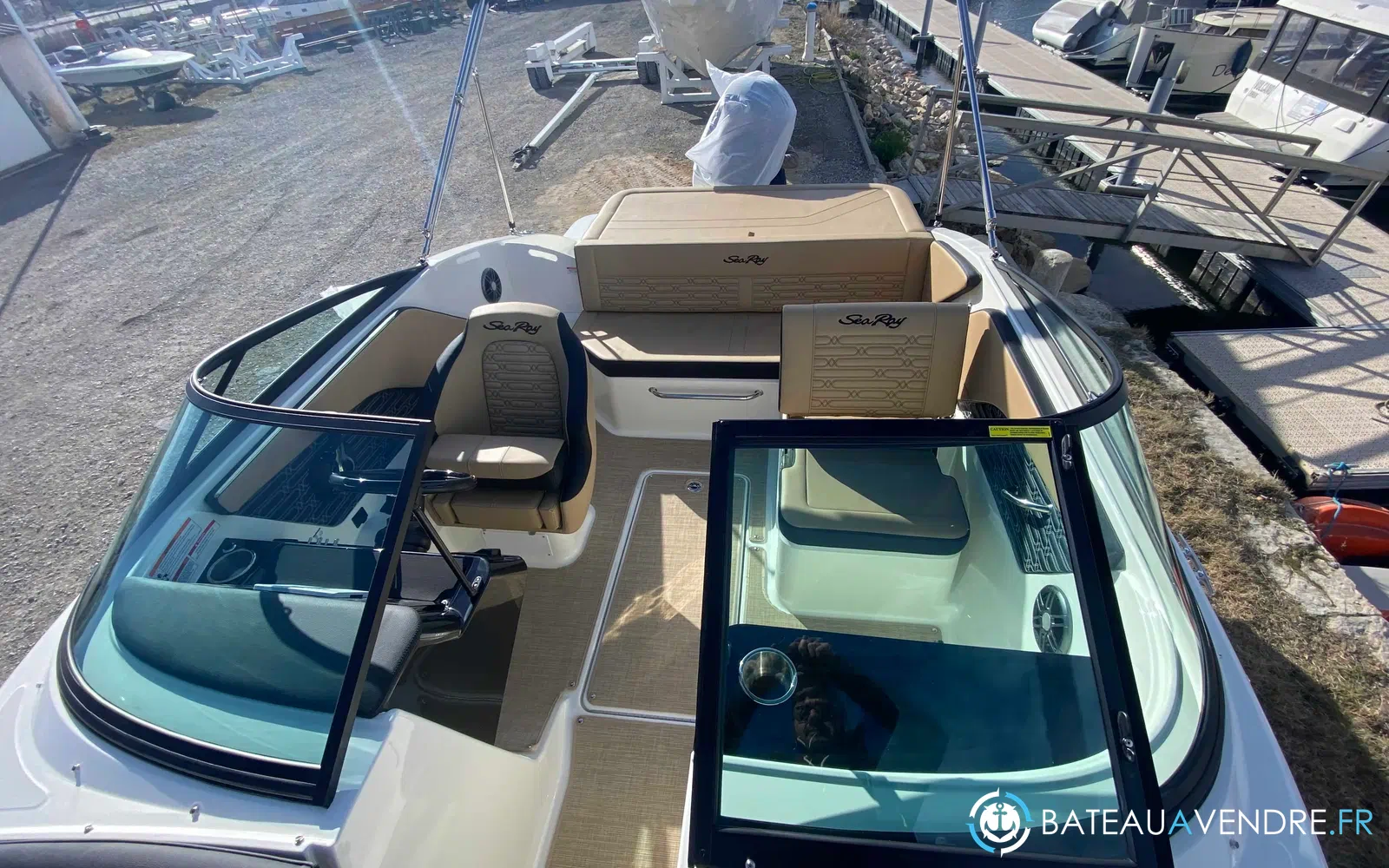 slider 4 Sea Ray SPX 190 OB
