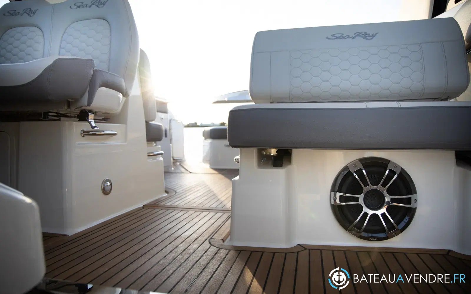 slider 6 Sea Ray 320 Sundancer OB