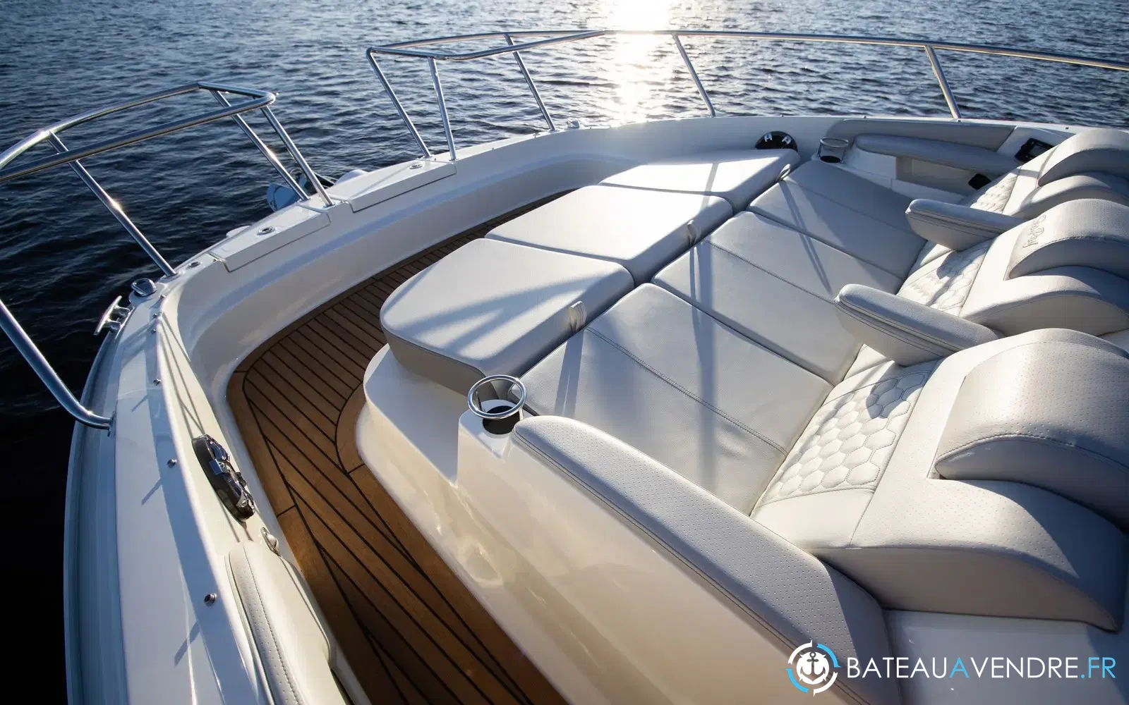 slider 7 Sea Ray 320 Sundancer OB