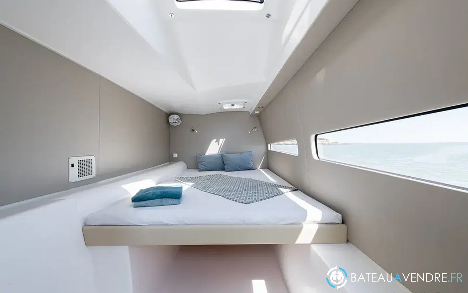 slider 25 Neel Trimarans Neel 47