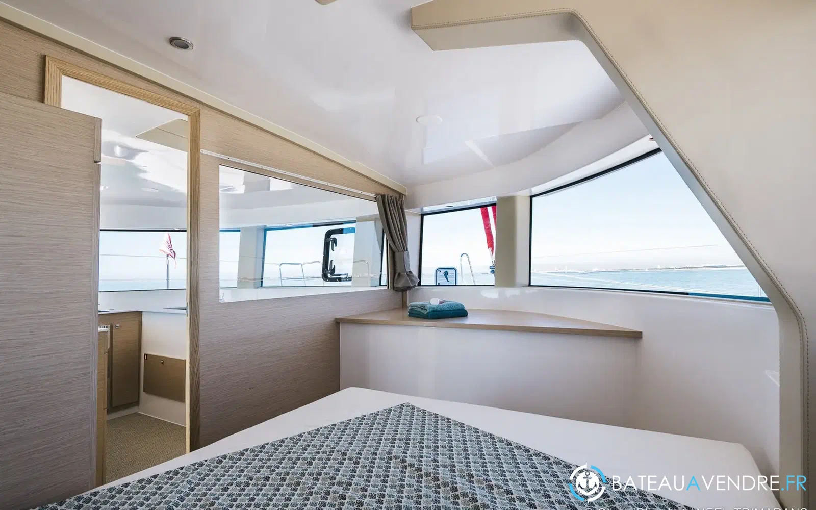 slider 31 Neel Trimarans Neel 47