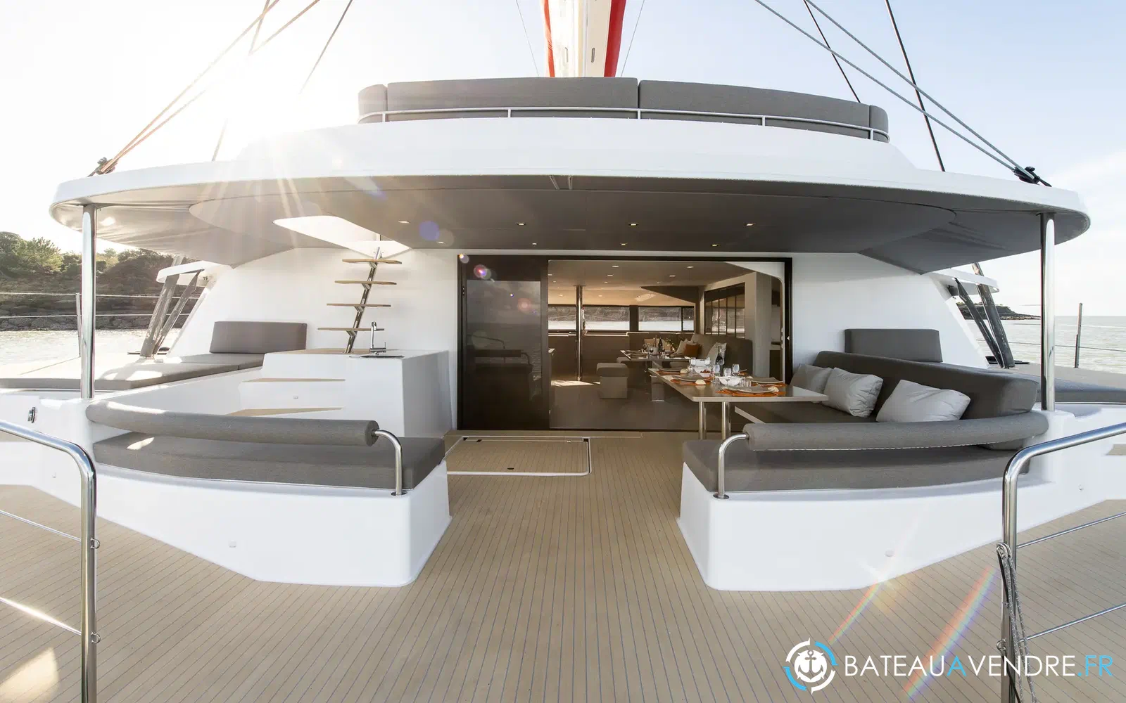 slider 10 Neel Trimarans Neel 65