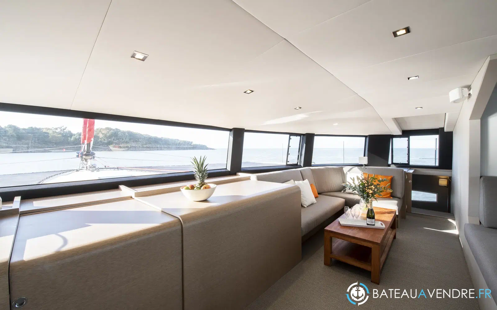 slider 11 Neel Trimarans Neel 65