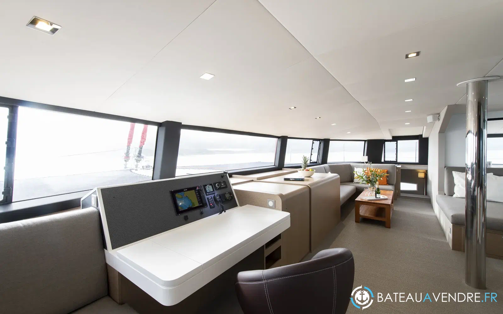 slider 27 Neel Trimarans Neel 65