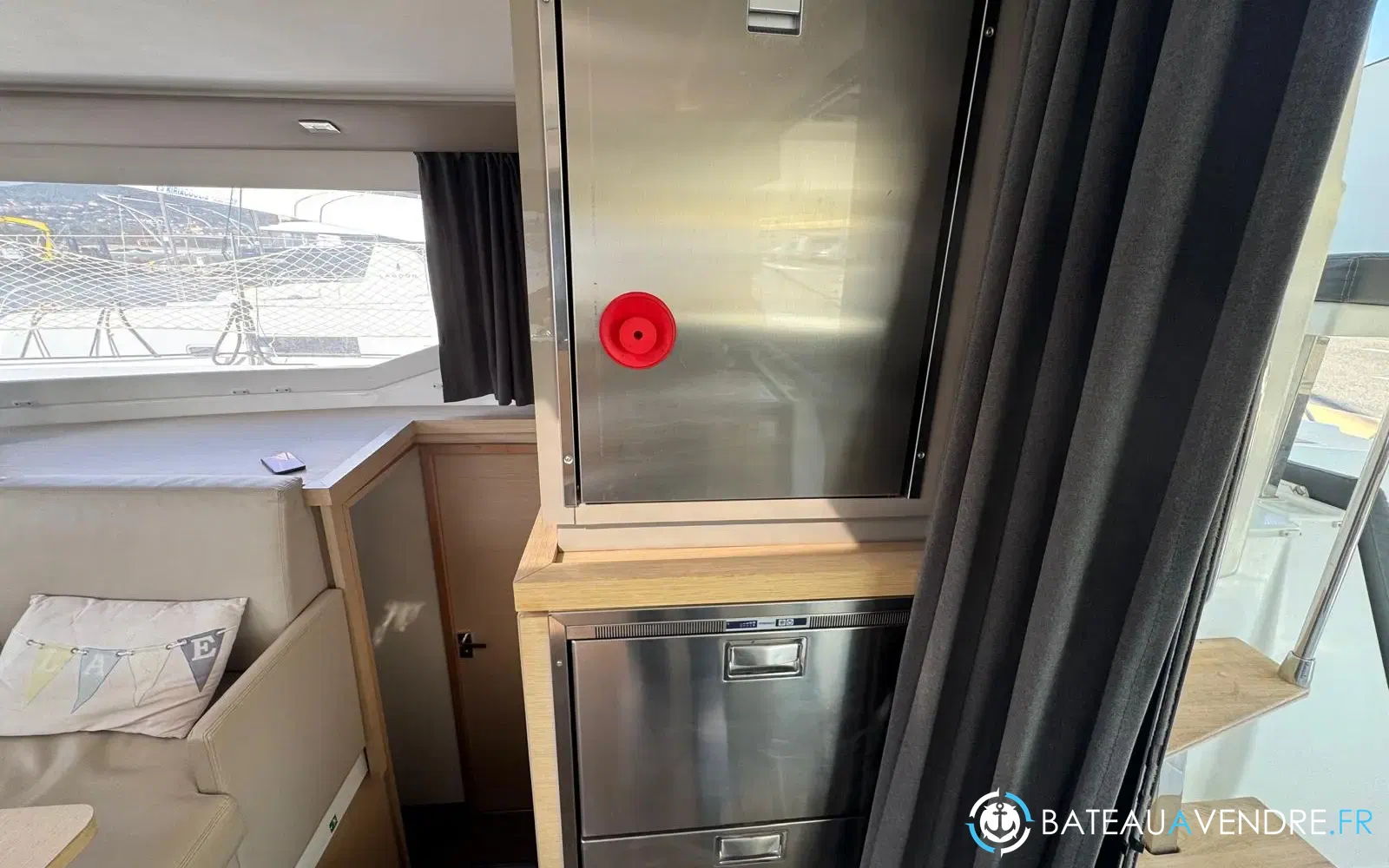 slider 11 Fountaine Pajot Lucia 40