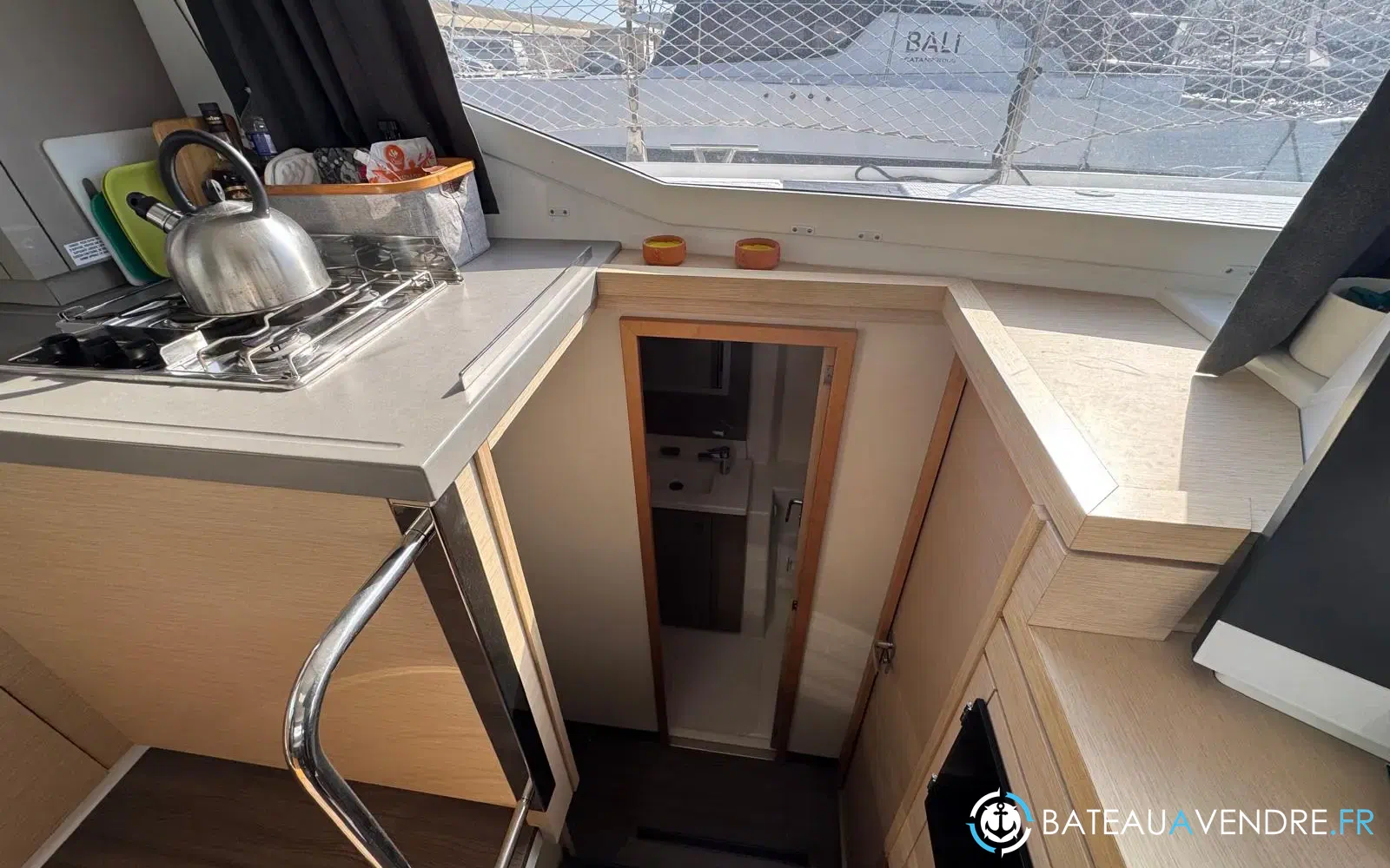 slider 13 Fountaine Pajot Lucia 40