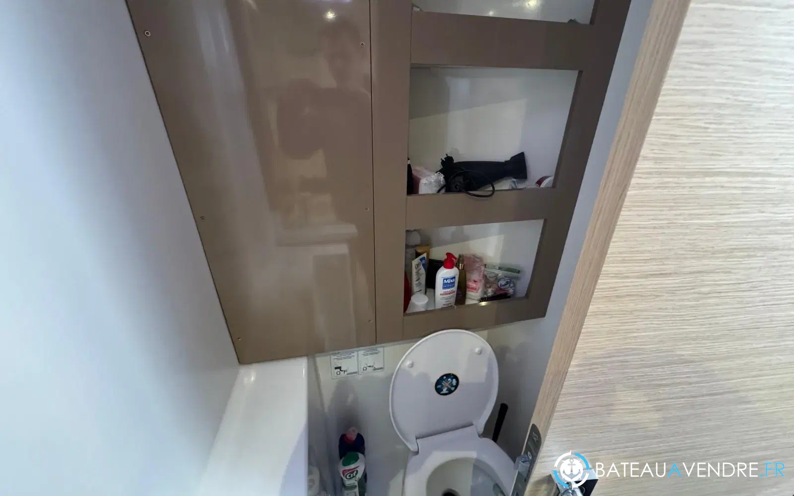 slider 17 Fountaine Pajot Lucia 40