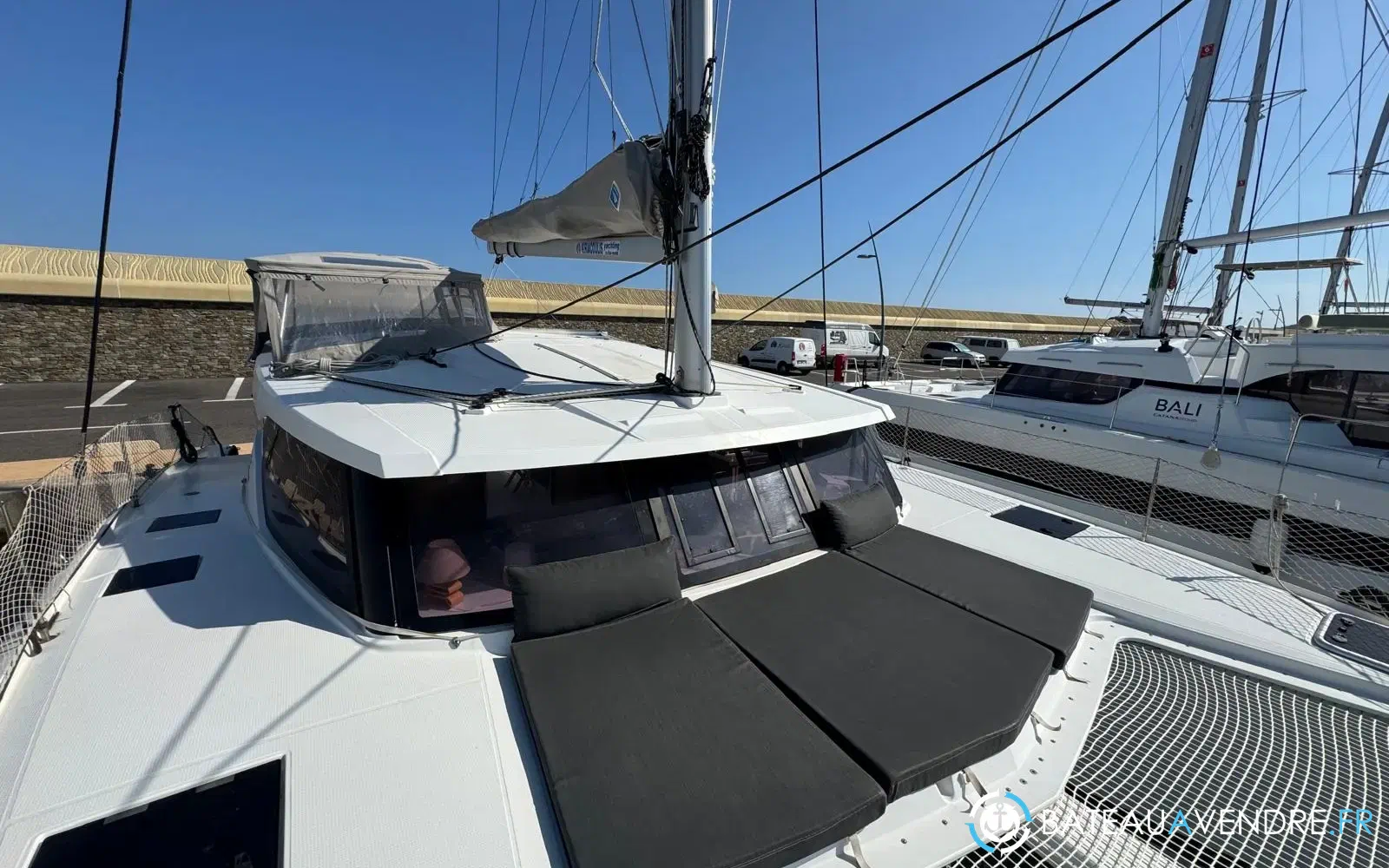 slider 3 Fountaine Pajot Lucia 40