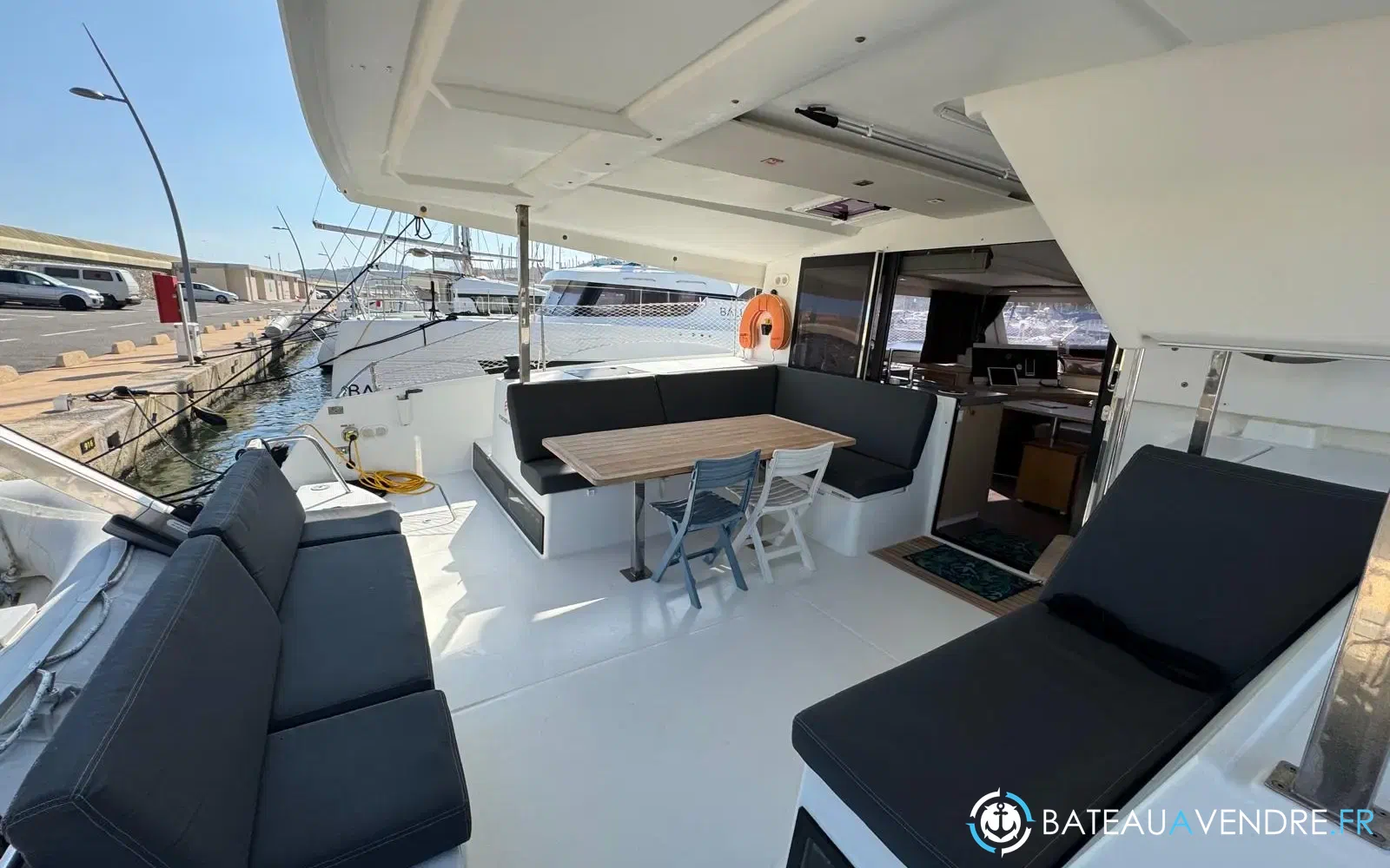 slider 5 Fountaine Pajot Lucia 40
