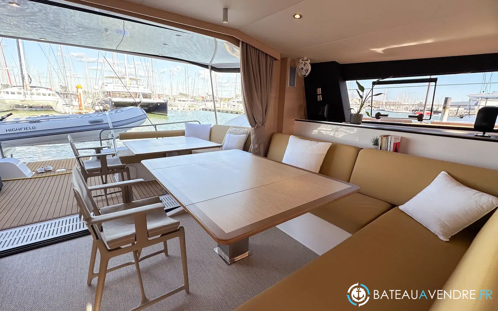 slider 34 Neel Trimarans Neel 52