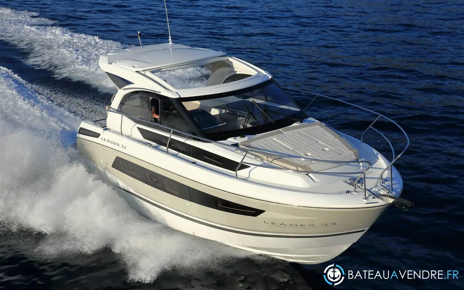 slider 22 Jeanneau Leader 33