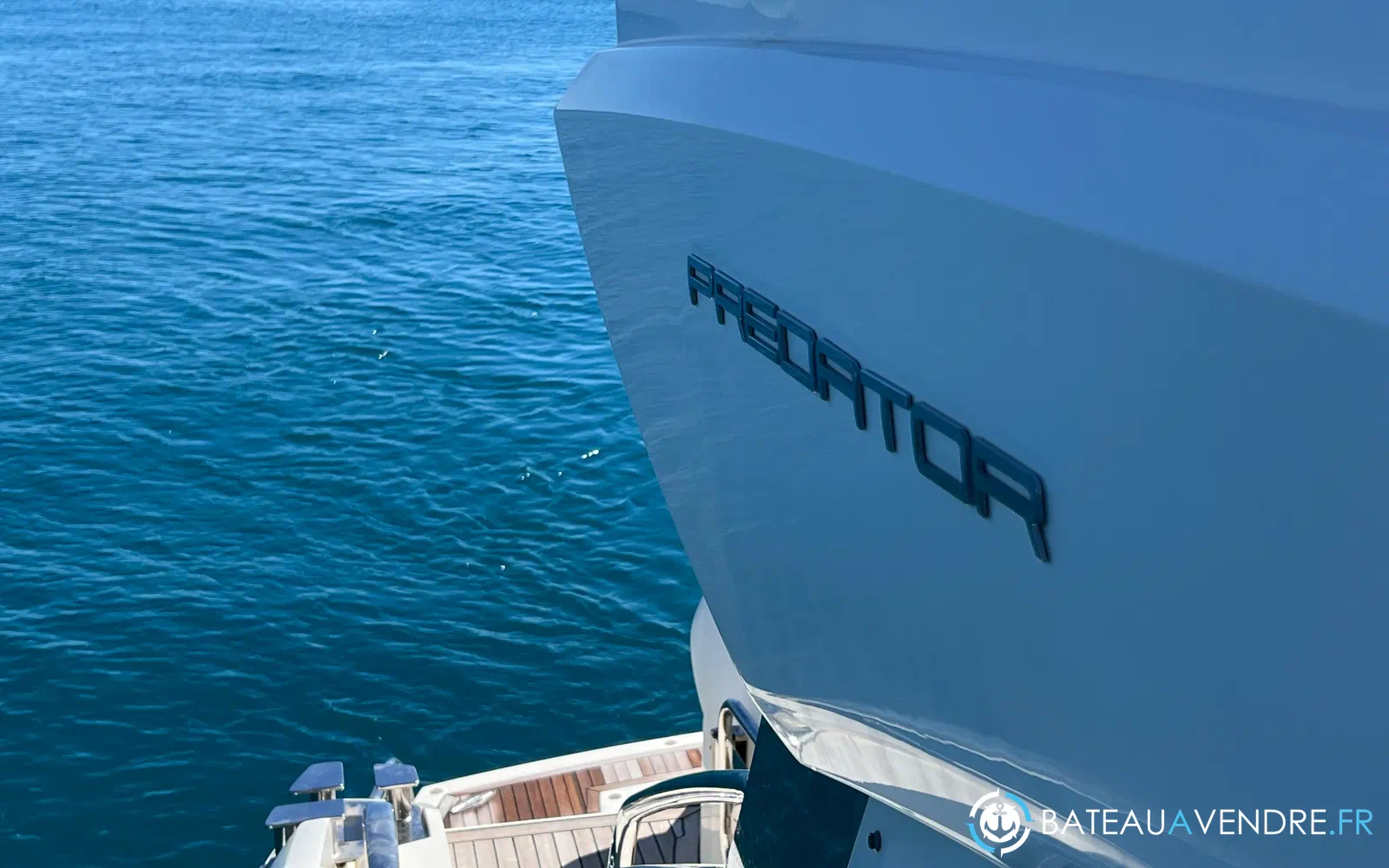 slider 11 Sunseeker Predator 60