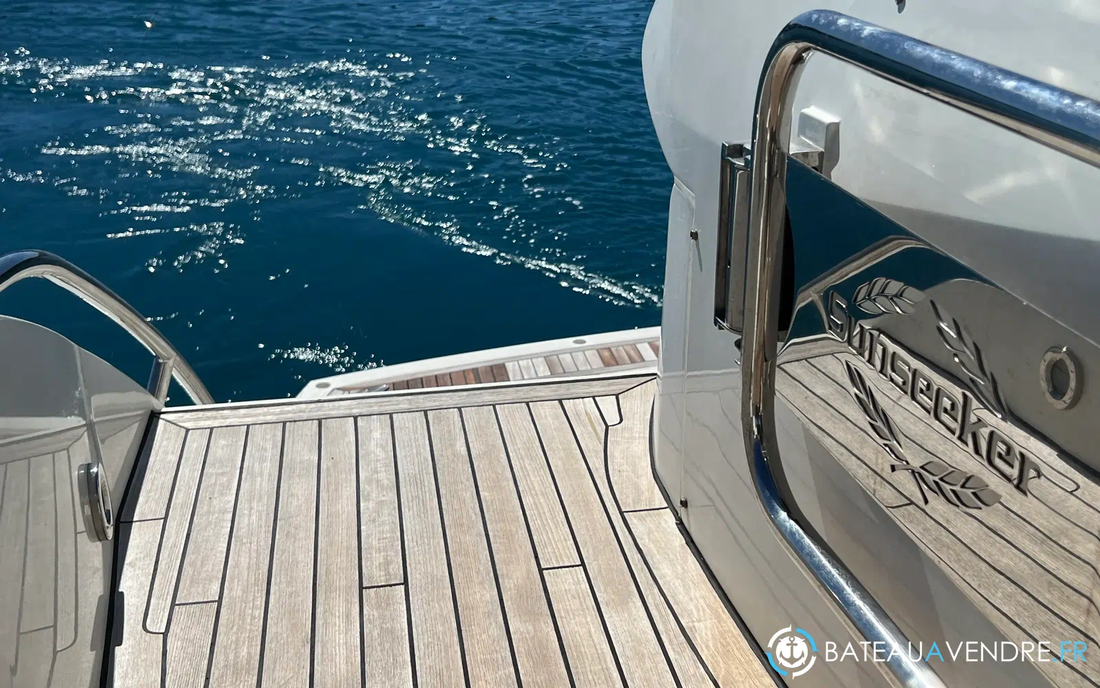 slider 12 Sunseeker Predator 60