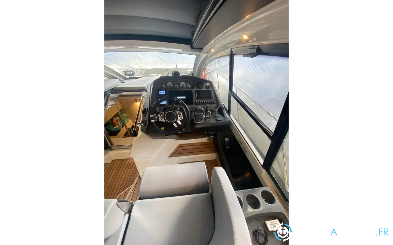 slider 5 Cranchi M 44