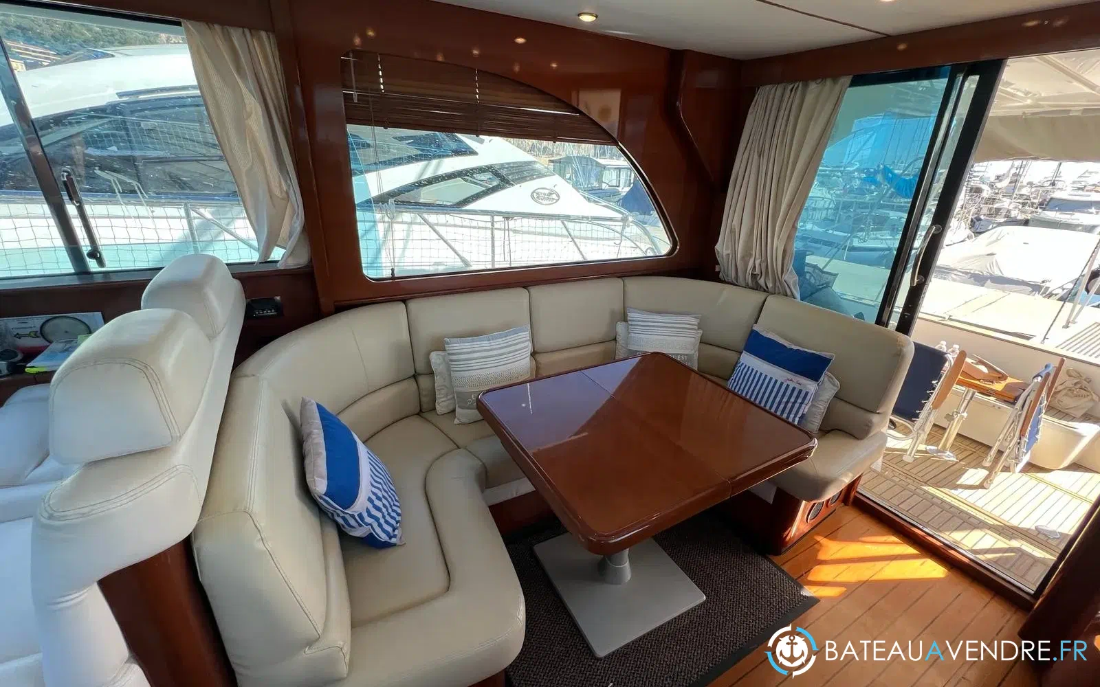slider 11 Beneteau Antares 13.80