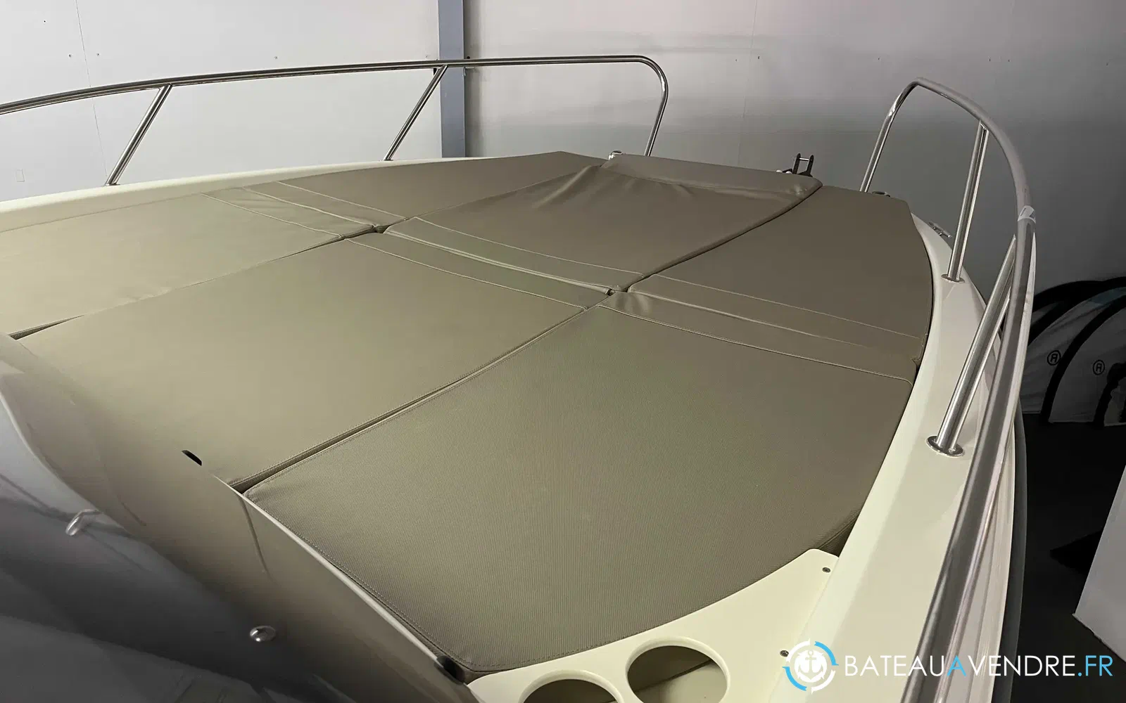 slider 1 Quicksilver Activ 675 Sundeck