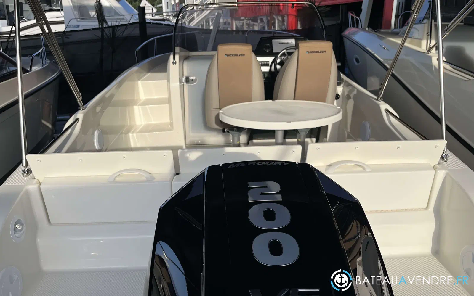 slider 3 Quicksilver Activ 675 Sundeck