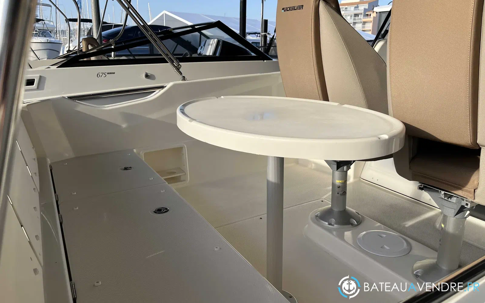 slider 6 Quicksilver Activ 675 Sundeck