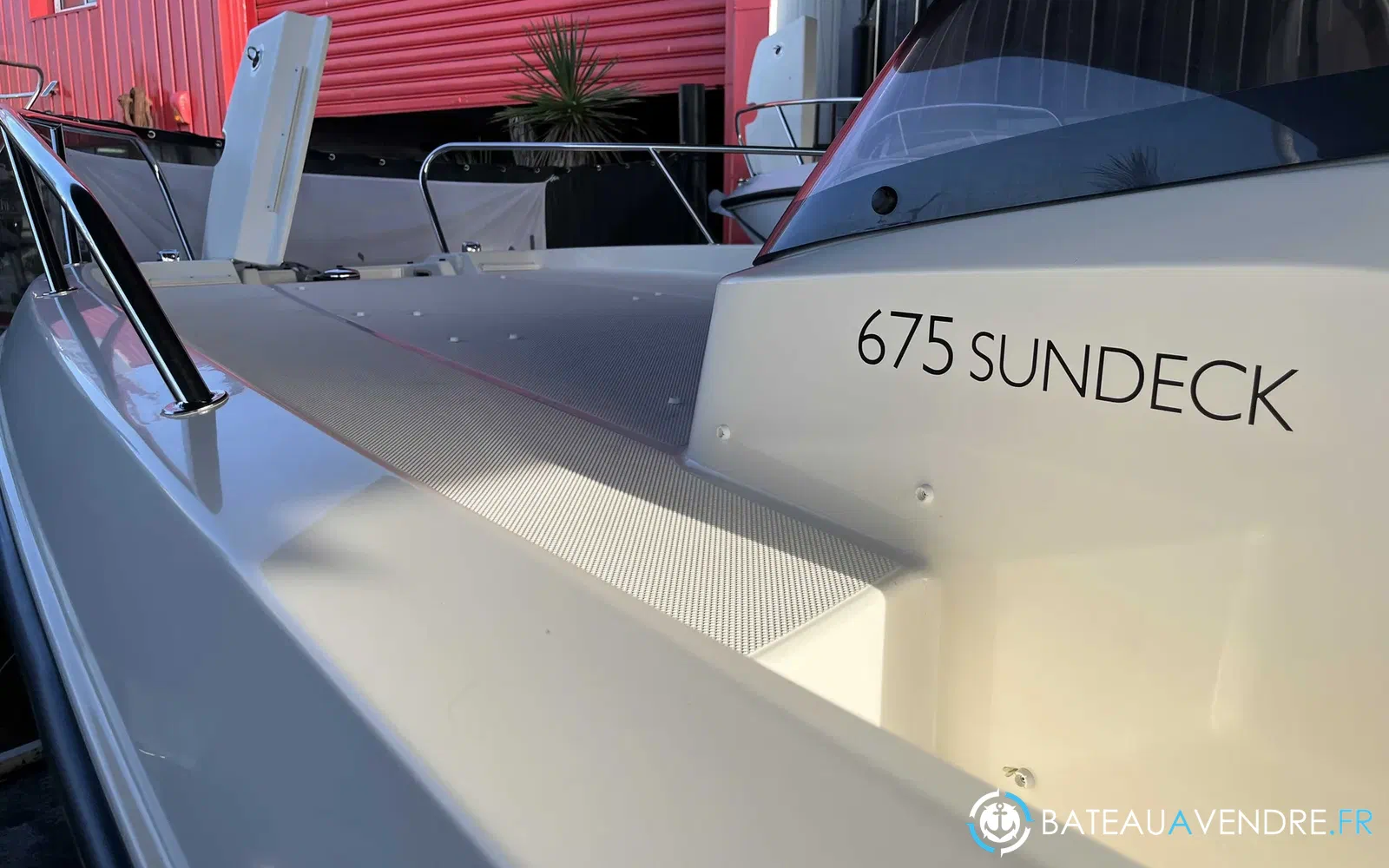 slider 7 Quicksilver Activ 675 Sundeck