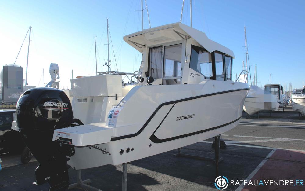 Quicksilver Activ 705 Pilothouse photo 3