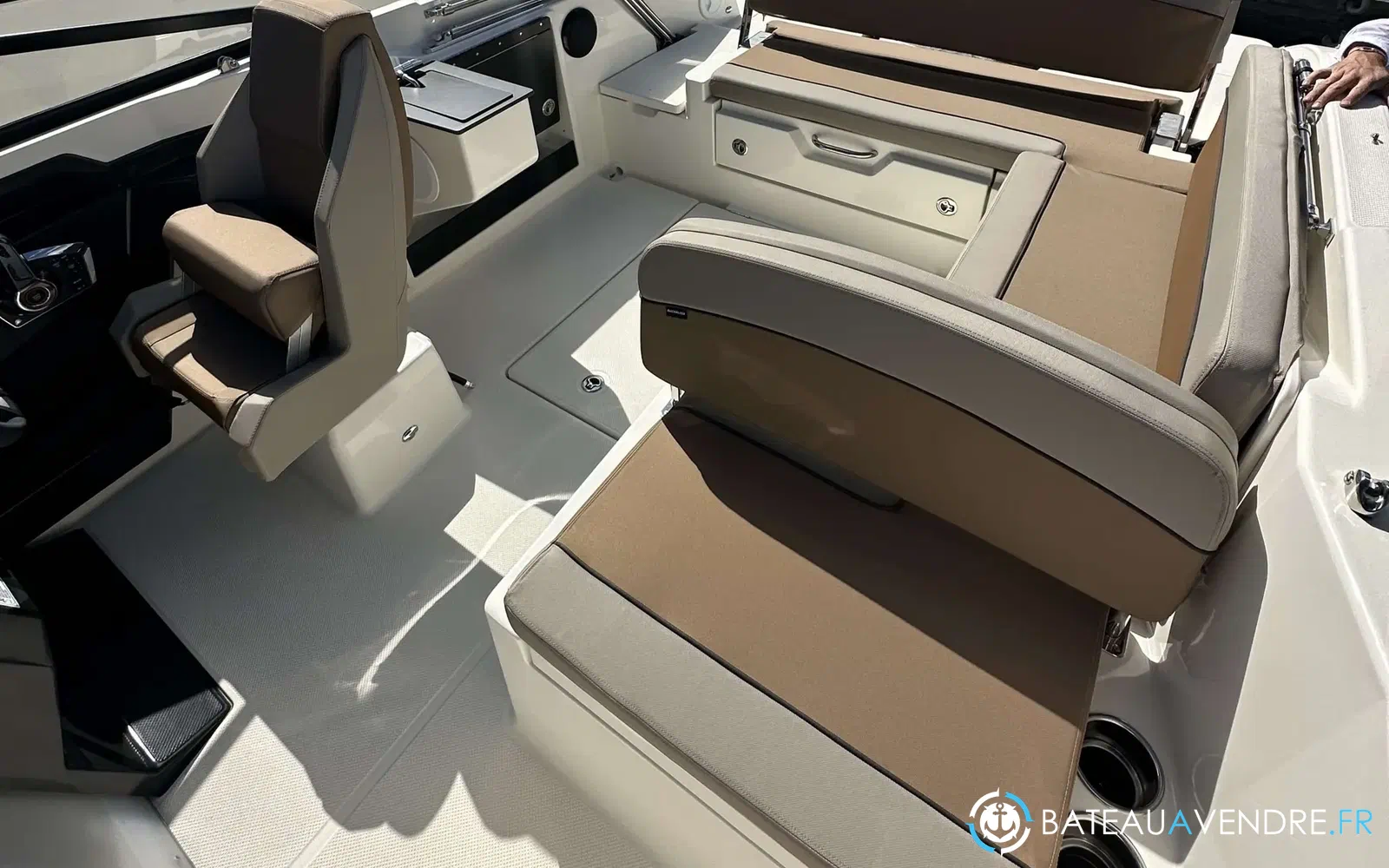 slider 2 Quicksilver Activ 675 Cruiser