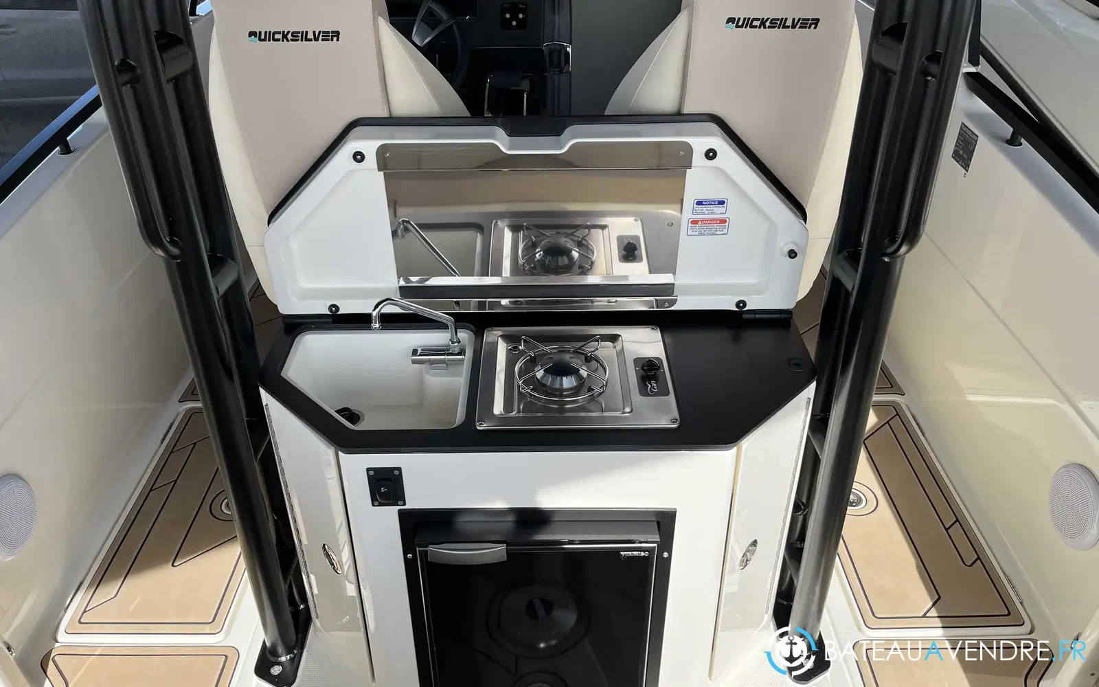 slider 12 Quicksilver Activ 805 Open