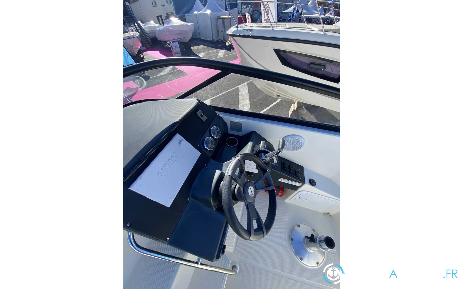 slider 11 Quicksilver Activ 805 Cruiser