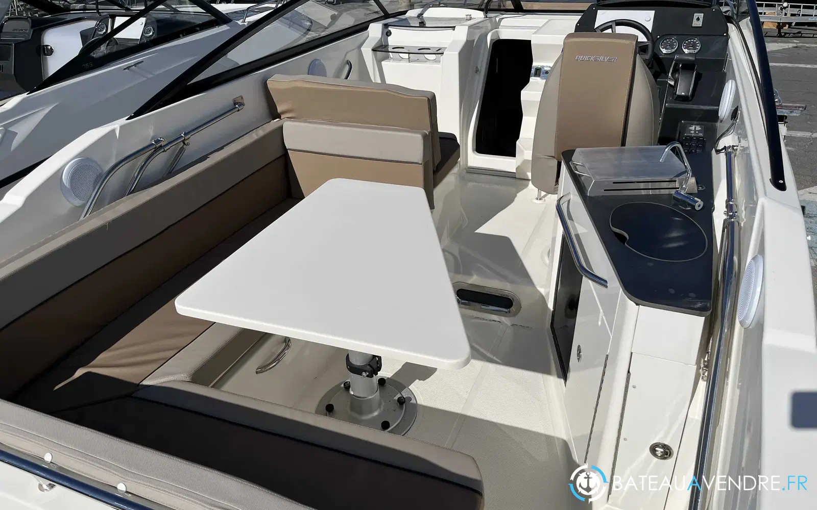 slider 1 Quicksilver Activ 805 Cruiser