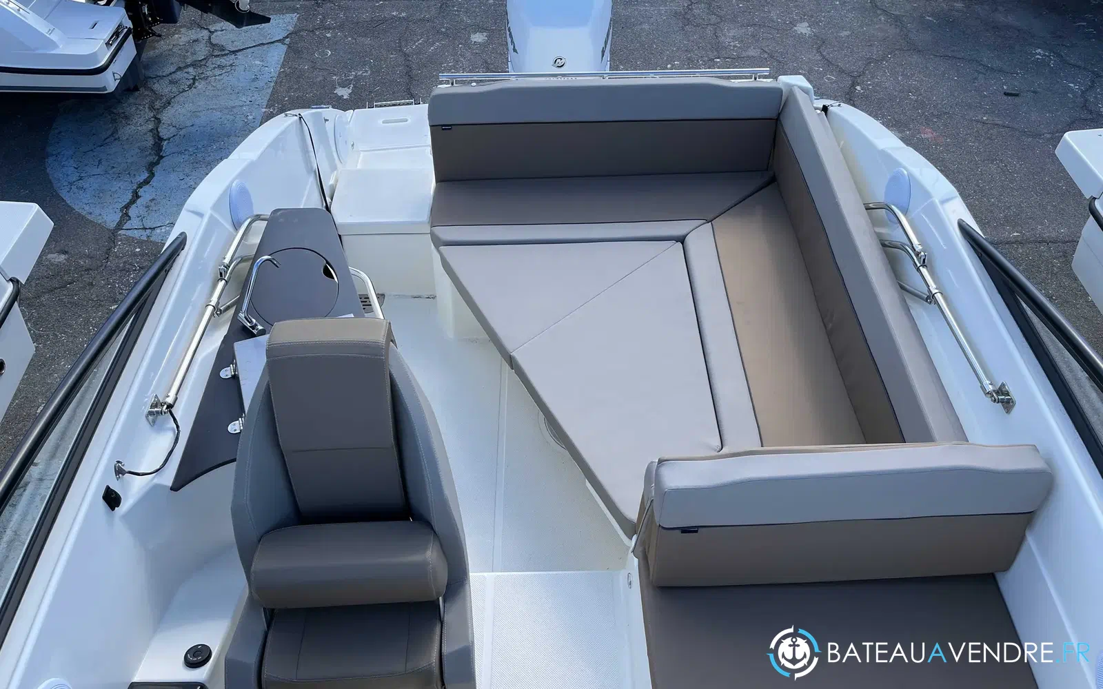 slider 7 Quicksilver Activ 805 Cruiser