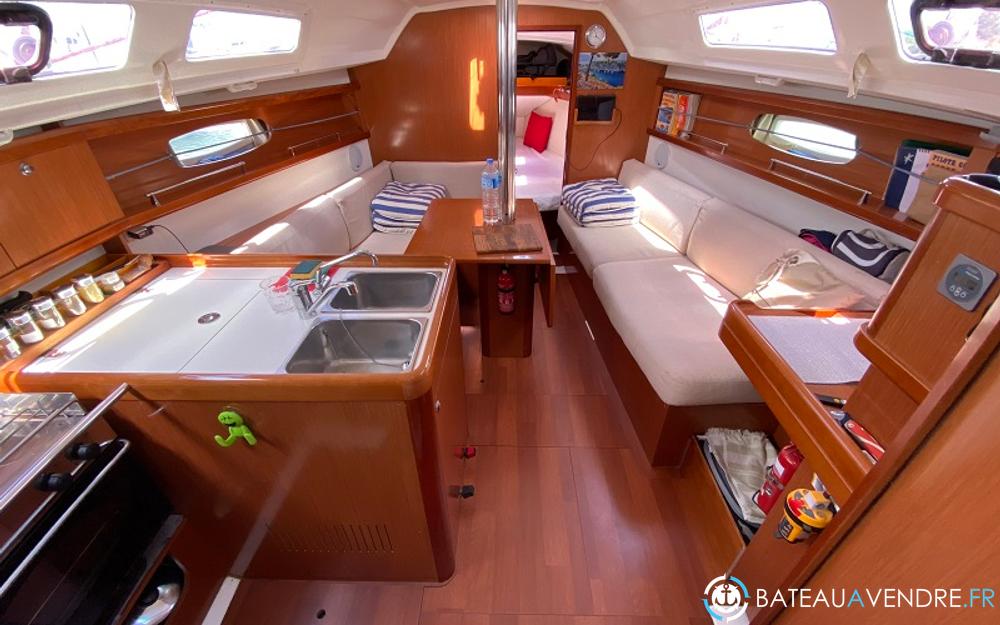 Beneteau Oceanis 31 photo 2