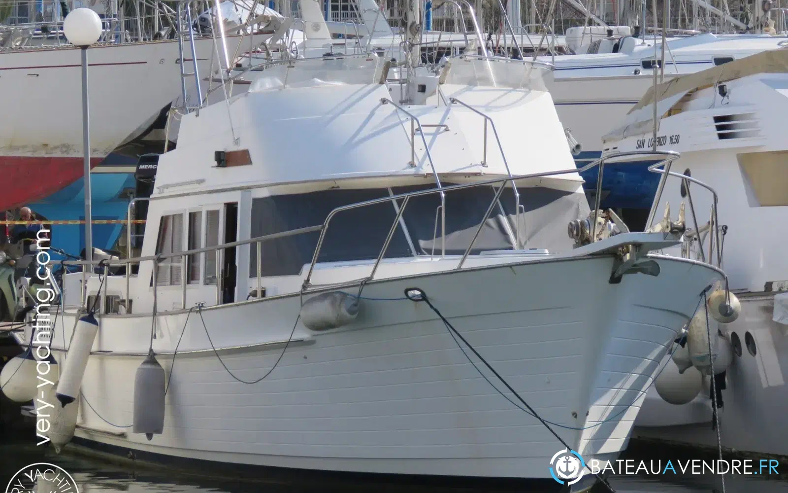 slider 1 Jiang Hua Marine Nautica 44 Classic
