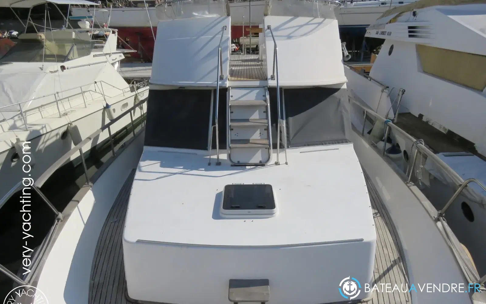 slider 19 Jiang Hua Marine Nautica 44 Classic