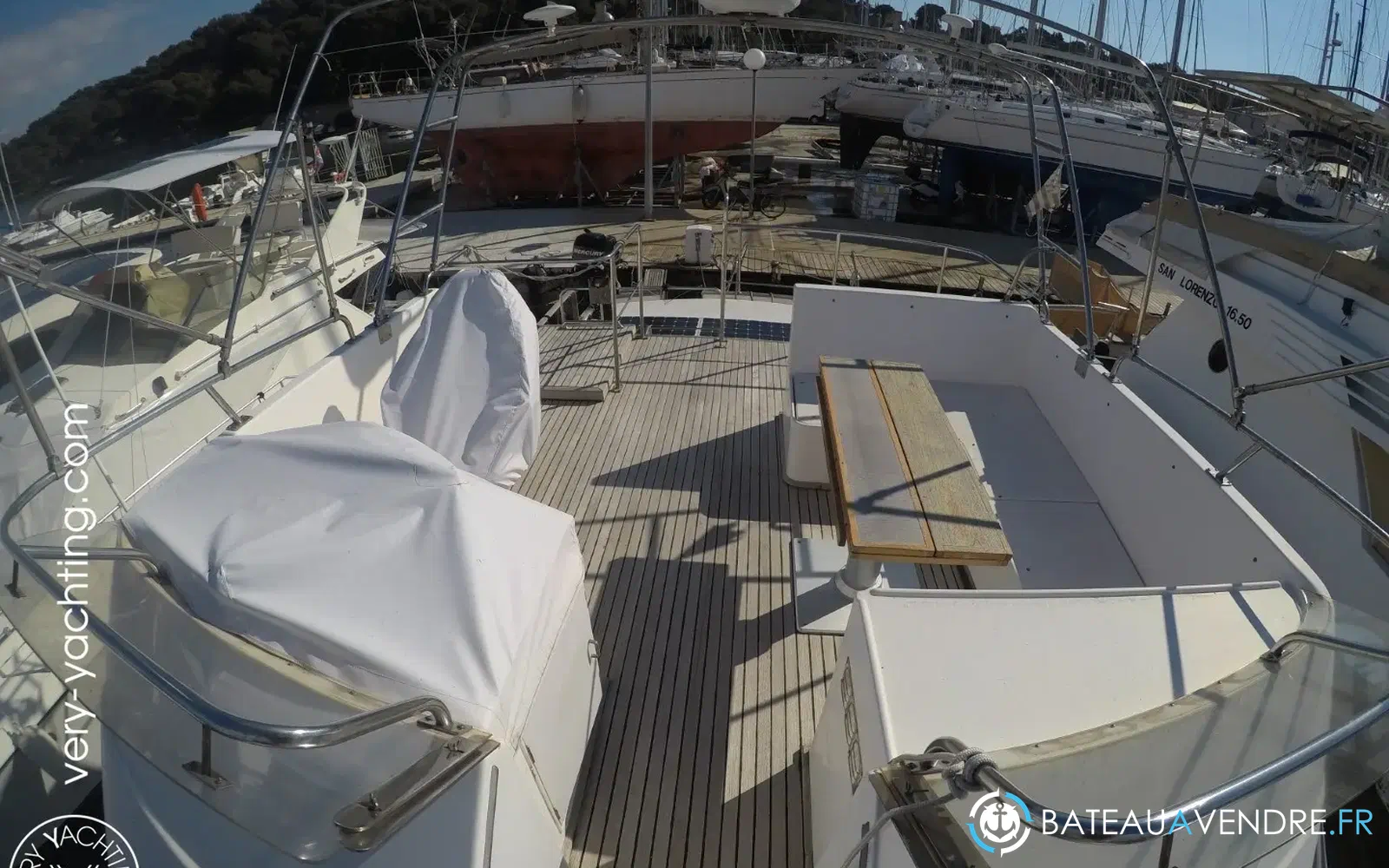 slider 6 Jiang Hua Marine Nautica 44 Classic