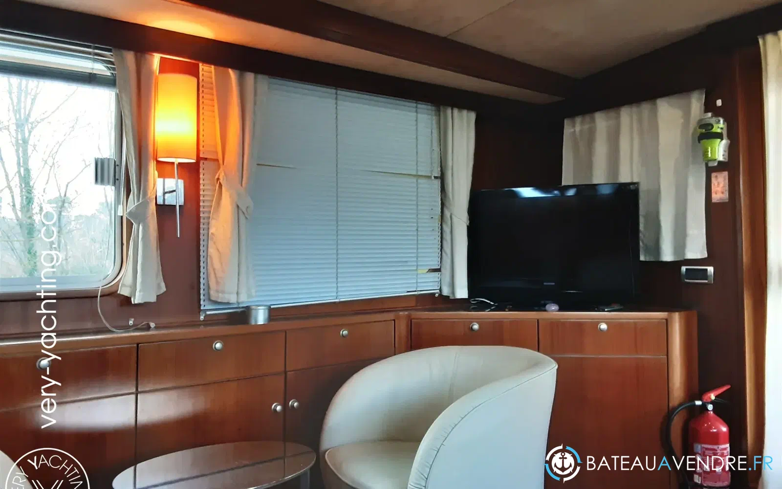 slider 8 Pacific Trawler 72