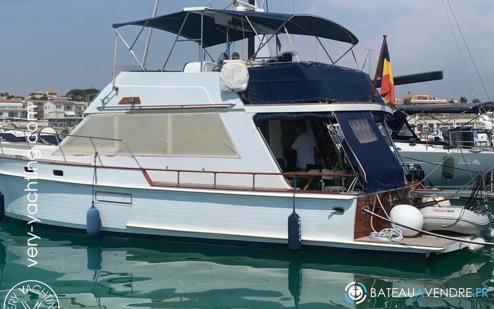 slider 2 Konghalvorsen Island Gipsy 44 Motor Yacht